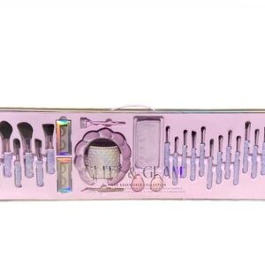 Glamorous Lilac Makeup Brush Set by Glit & Glam